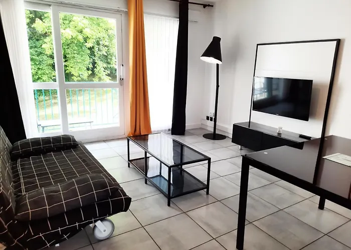 La Poterie - Appartement Avec Balcon Et Parking Prive